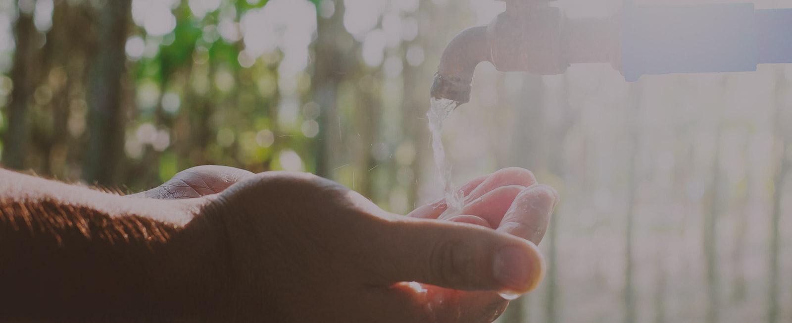 Accord bilatéral entre la région de Casablanca-Settat et l’ONEE garantissant l’accès à l’eau potable dans les zones rurales de la région Accord bilatéral entre la région de Casablanca-Settat et l’ONEE garantissant l’accès à l’eau potable dans les zones rurales de la région